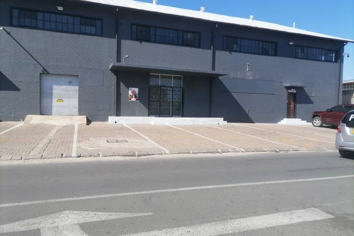 Well located in Southern Industrial area. - Photo 2