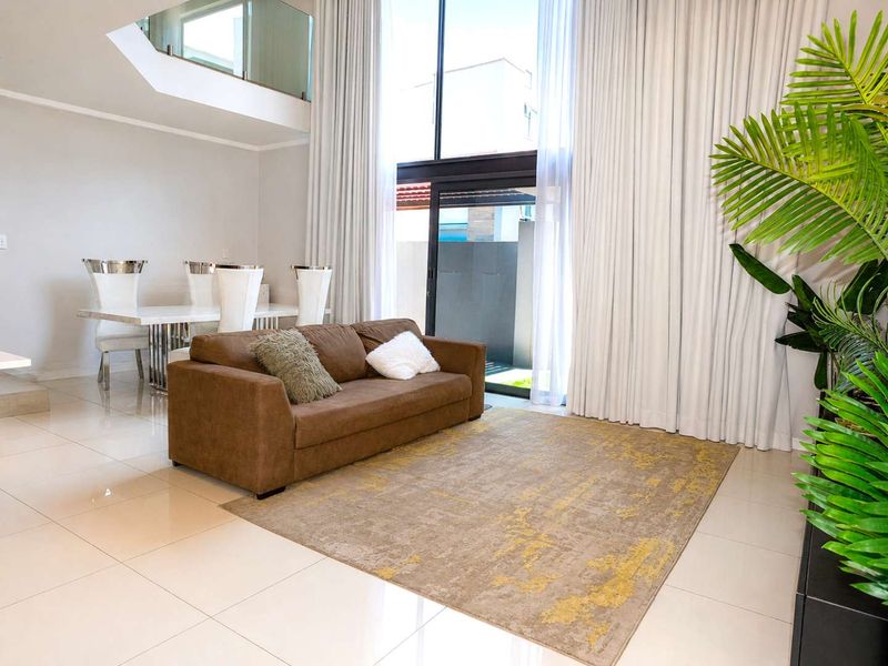 4 Bedroom cluster in Bryanston - Photo 3