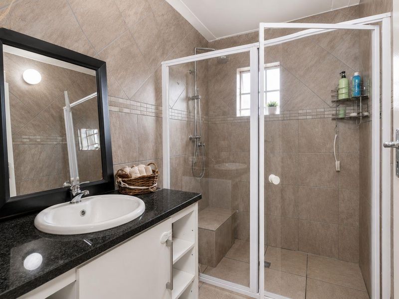 Modern & Spacious 3-Bedroom Family Home to Rent - Photo 7