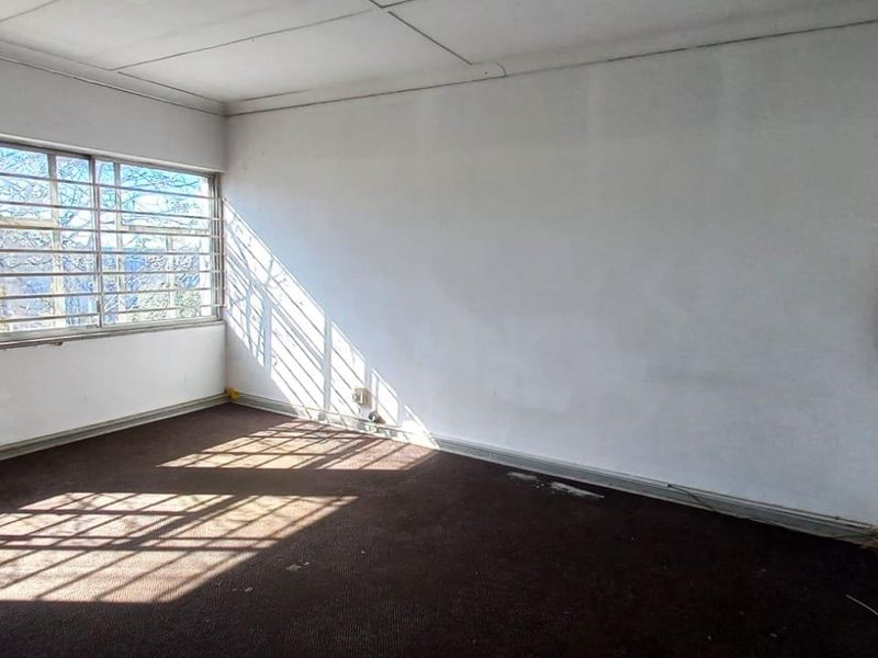 Industrial Unit 2A Available for Lease at 16 Bridget Rd - Photo 8