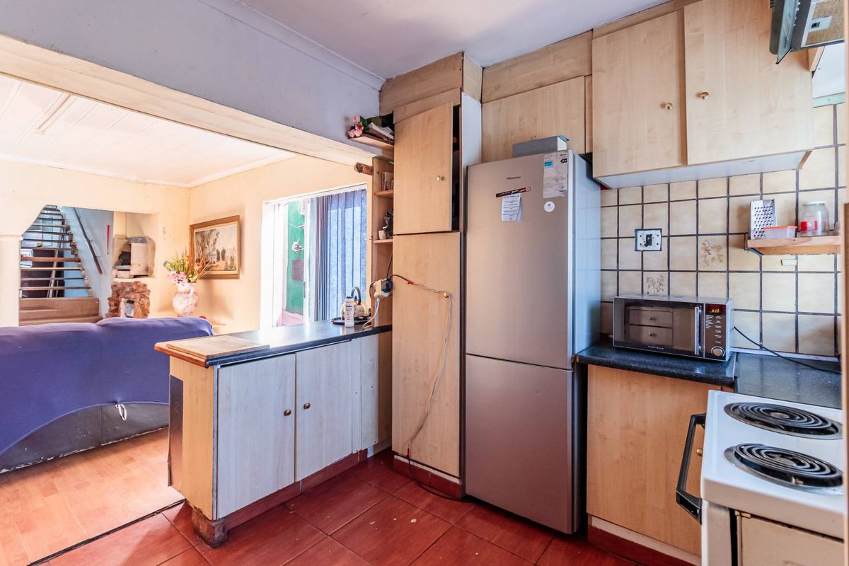Double Story Bethelsdorp Property For Sale R650 000 - Photo 5
