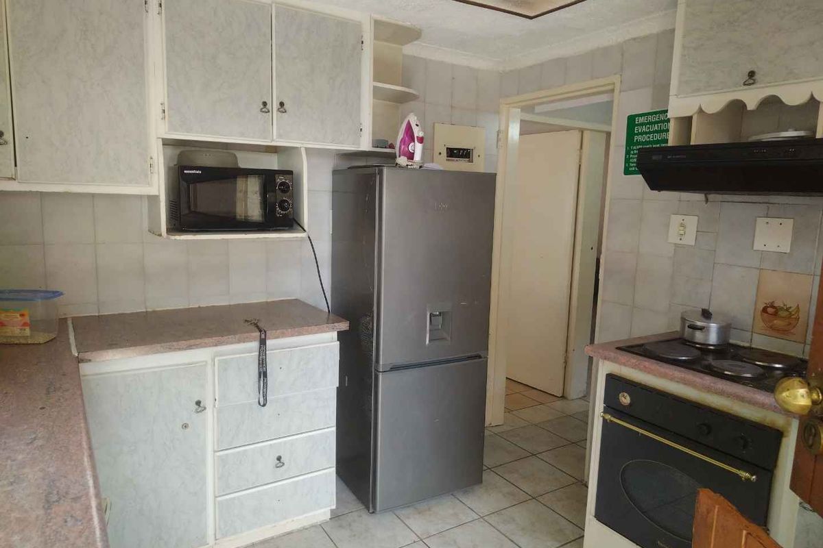 Investment Property for sale in Soshanguve F - Photo 3