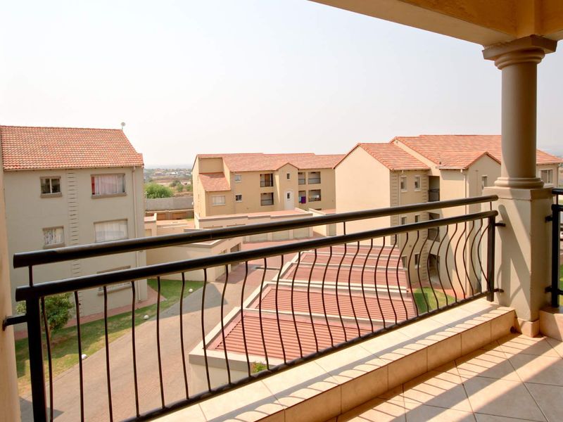 No Loadshedding in This Area! - Photo 10