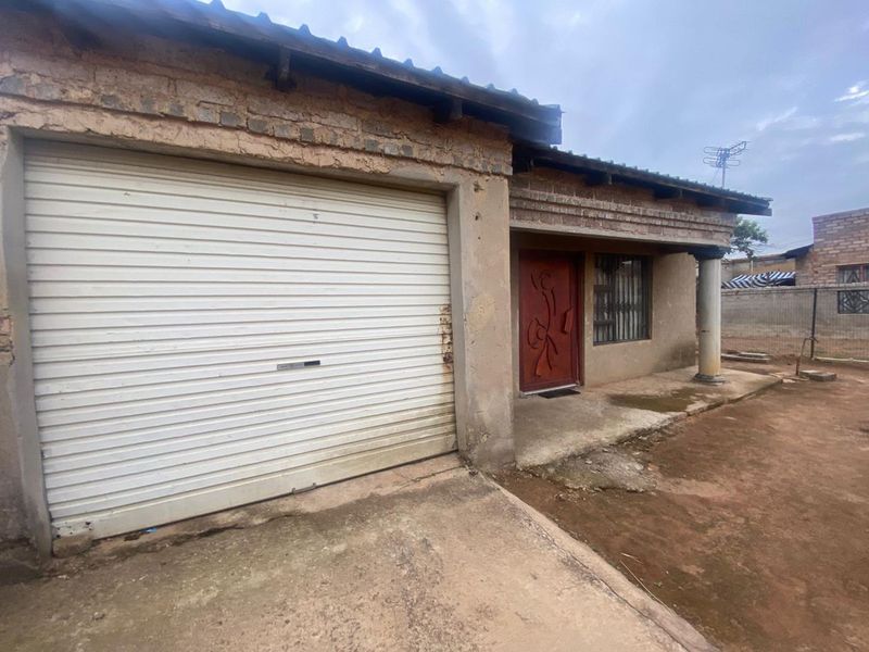 Two bedroom house for sale - Photo 4