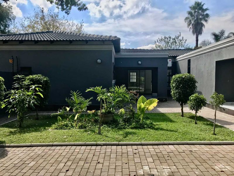 Spacious 4-Bedroom Home to Let - Photo 6