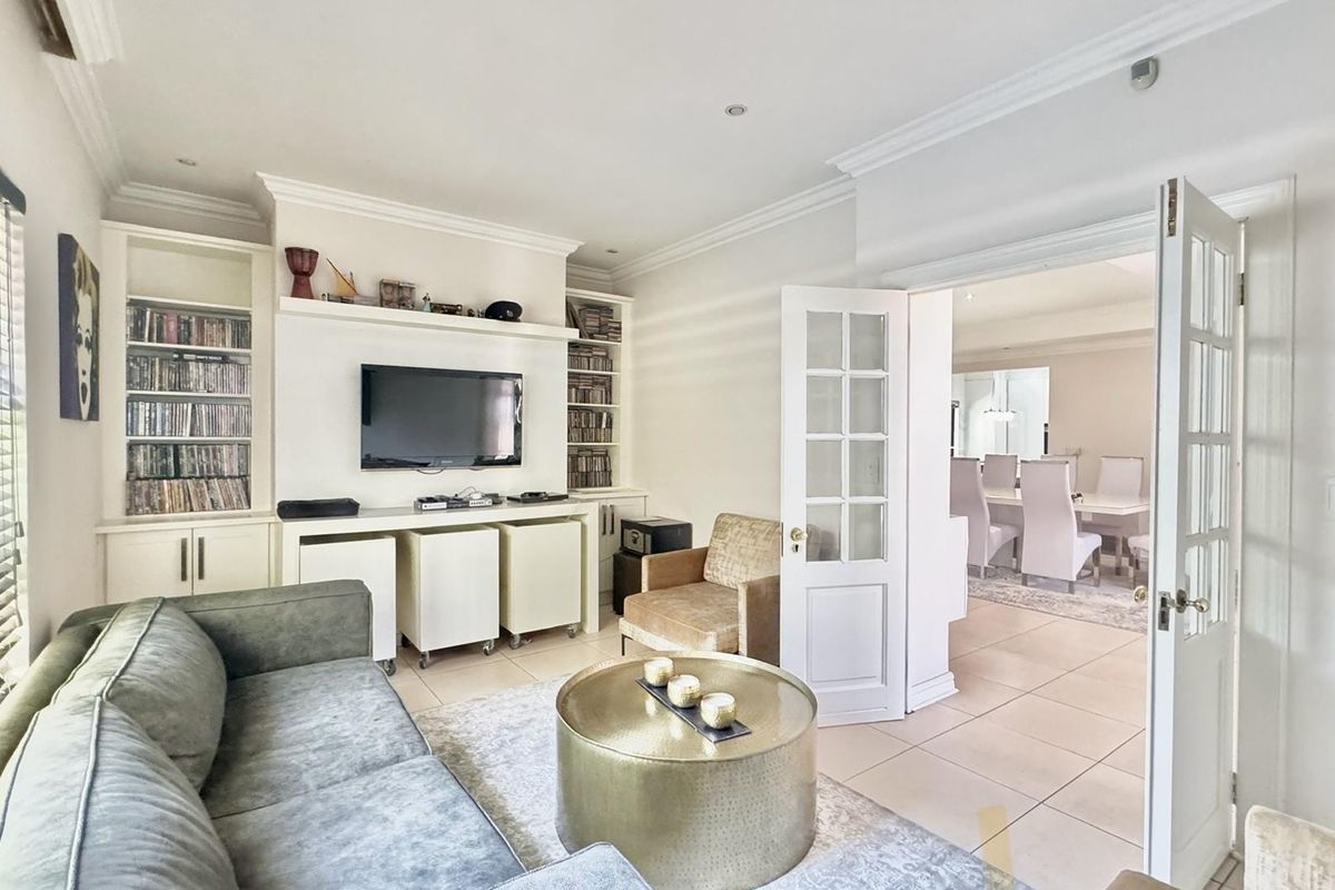 DECEASED ESTATE **Stunning 3-Bedroom Home in Prestigious Morningside, Sandton** - Photo 5