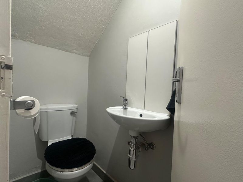 The “wow” factor is in place when you drive into the Waterberg Fields Estate! - Photo 8