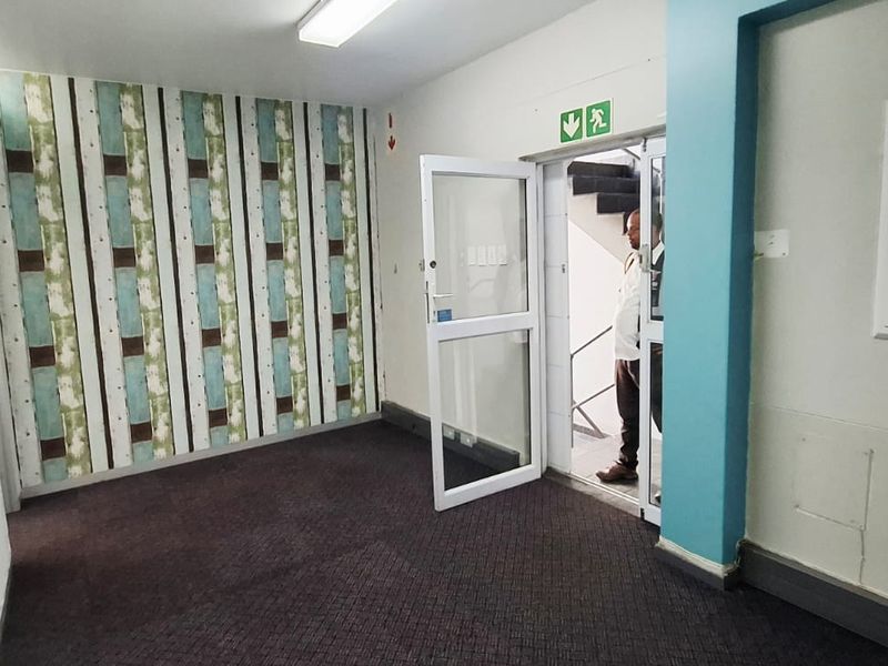 **Impeccably Maintained Offices in a Premier Business Hub** - Photo 2