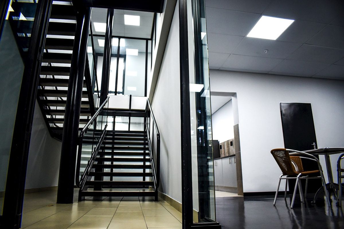 787m2 Office To Let in Isando Business Park - Photo 5