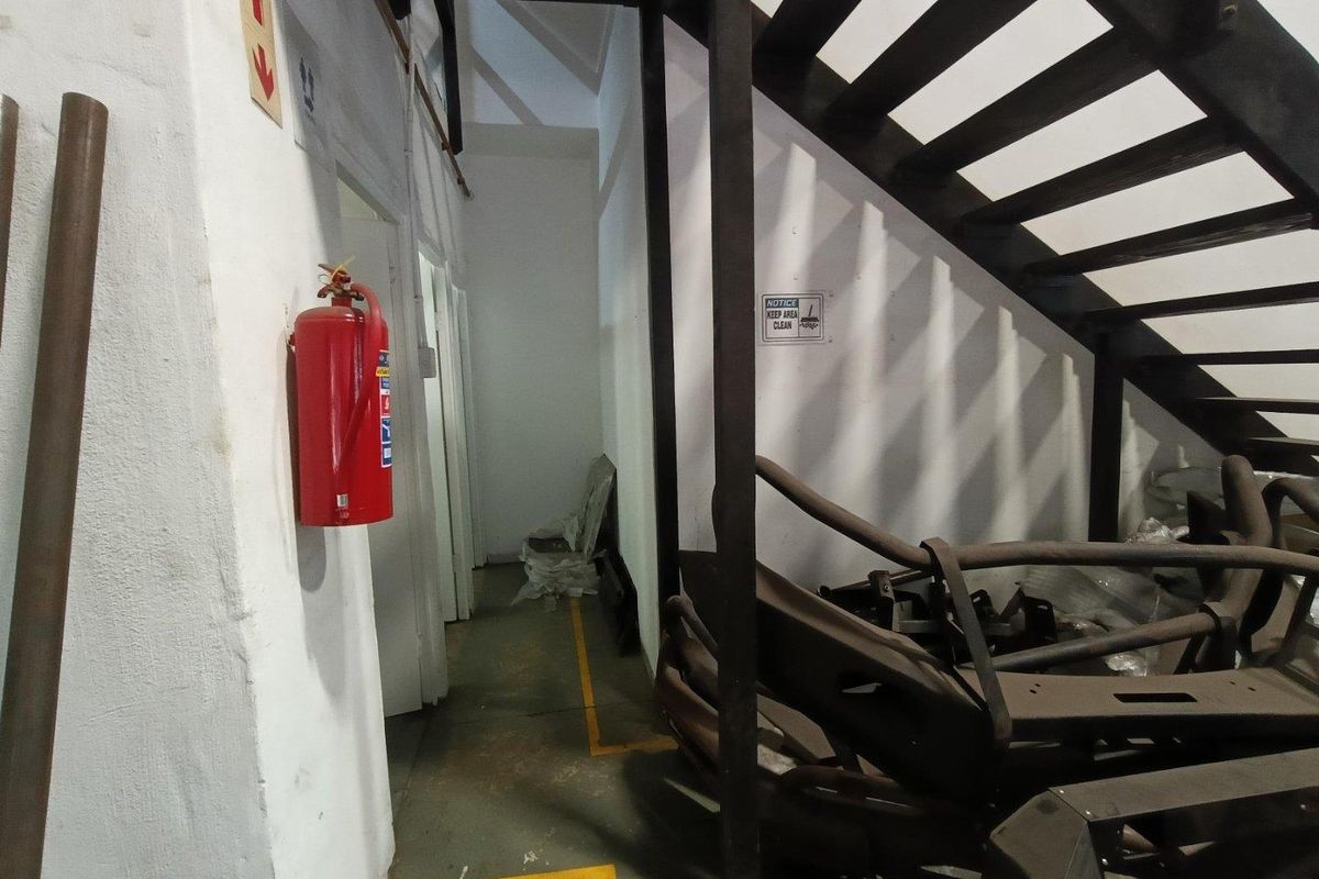 151m2 - Warehouse To Let | Westmead - Photo 5