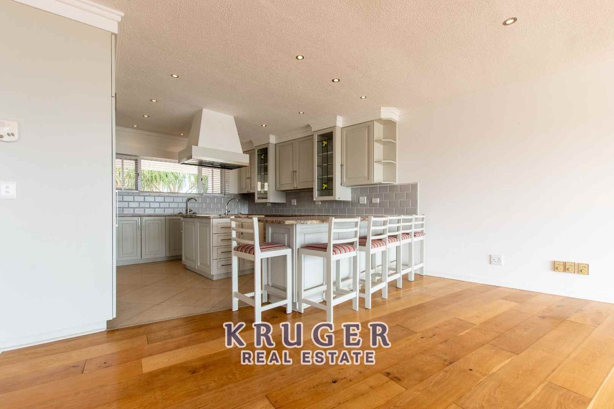 🚨 WARNING: Once You See This Penthouse, You Won’t Want to Leave! 🌊🔥 - Photo 2