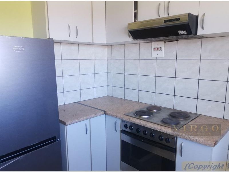 Urgent Sale - 2 Bedroom Apartment for Sale - Photo 3