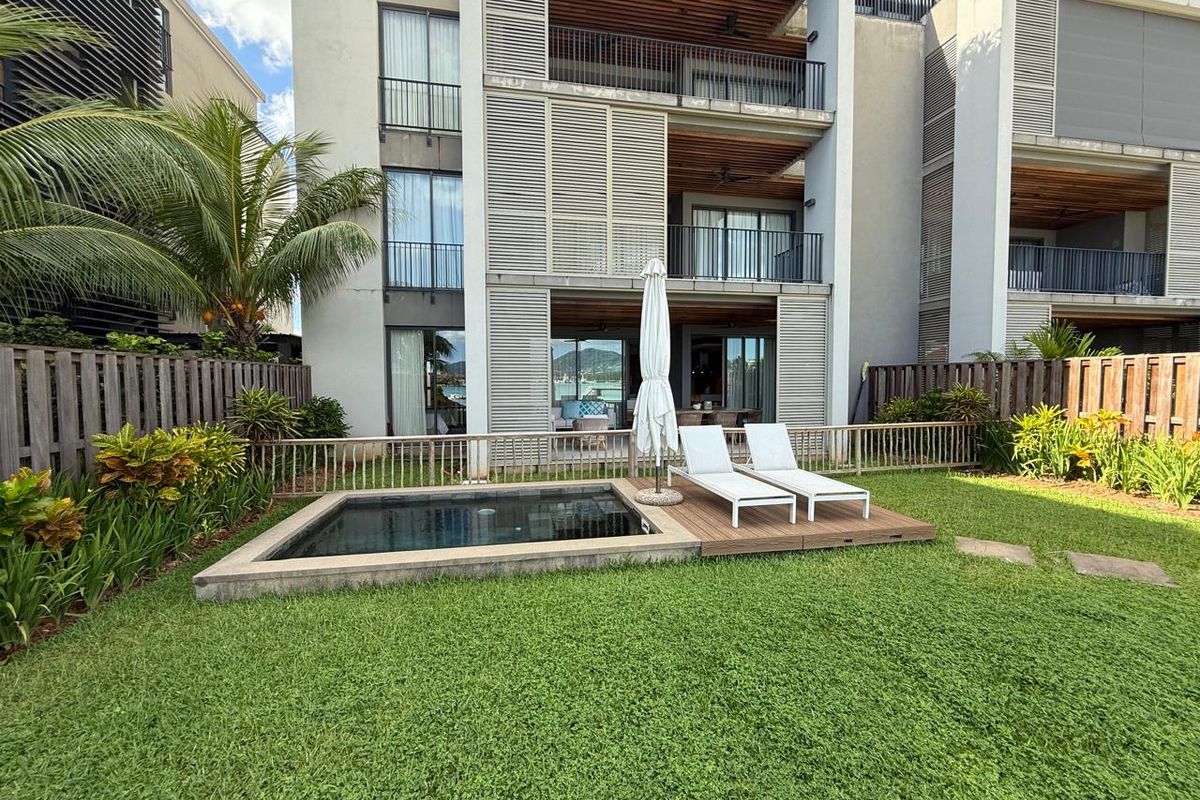 REFINED & EXCLUSIVE PANGIA BEACH RESIDENCES - Photo 3