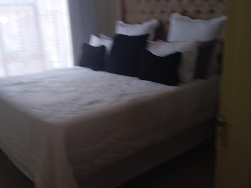 3 bedrooms house for sale in Soshanguve VV - Photo 8