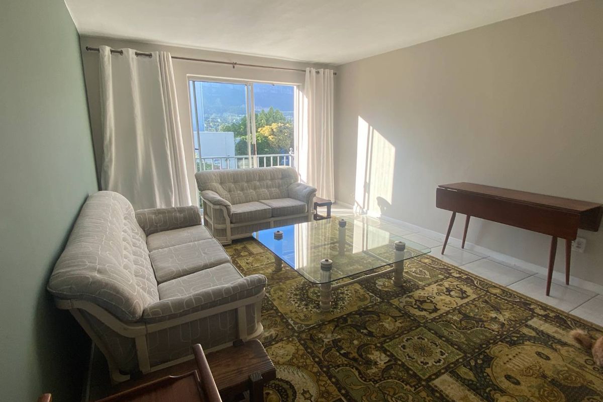 2 bedroom Modern Apartment in HOUT BAY - Photo 2