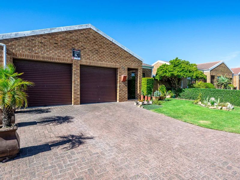 🌿 Spacious & Secure 3 Bedroom Family Home – Perfect Location! 🏡 - Photo 2