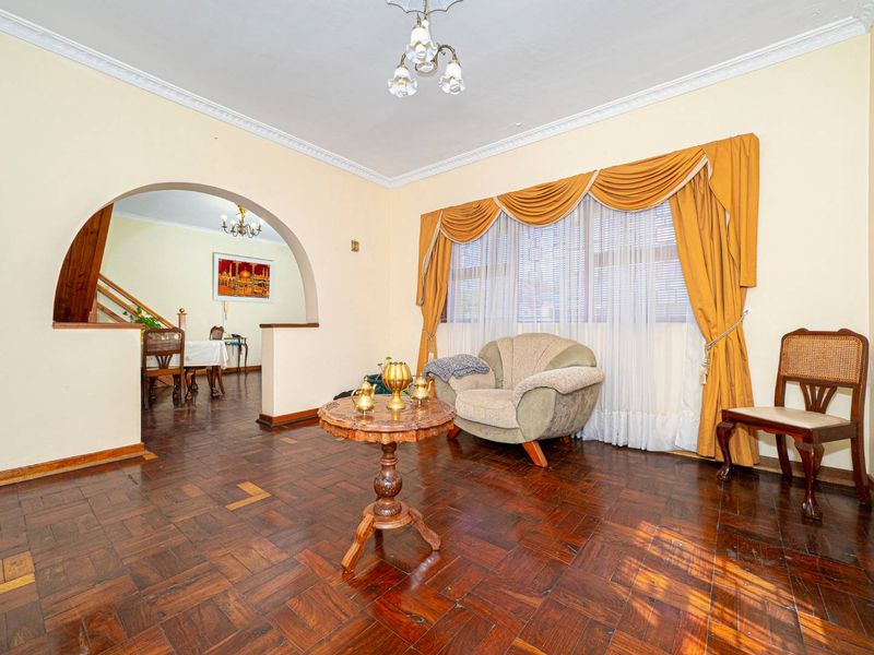 Secure, Spacious Home in Garlandale with Granny Flat - Photo 7