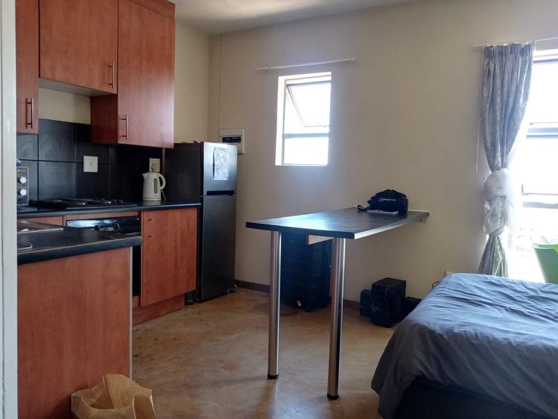 The Wall, Bachelor for sale - Photo 6