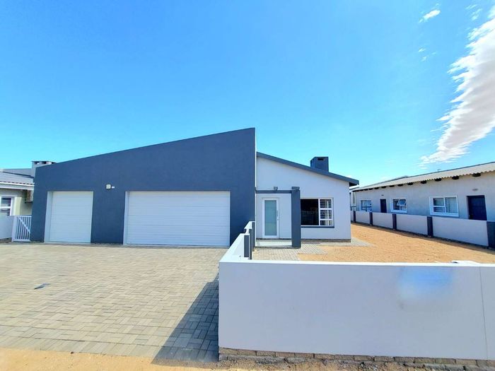 Property #2479130, House For Sale in Sunbay