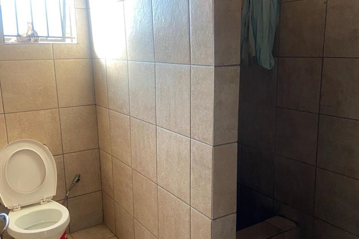 Investment Opportunity in Soshanguve - Photo 5