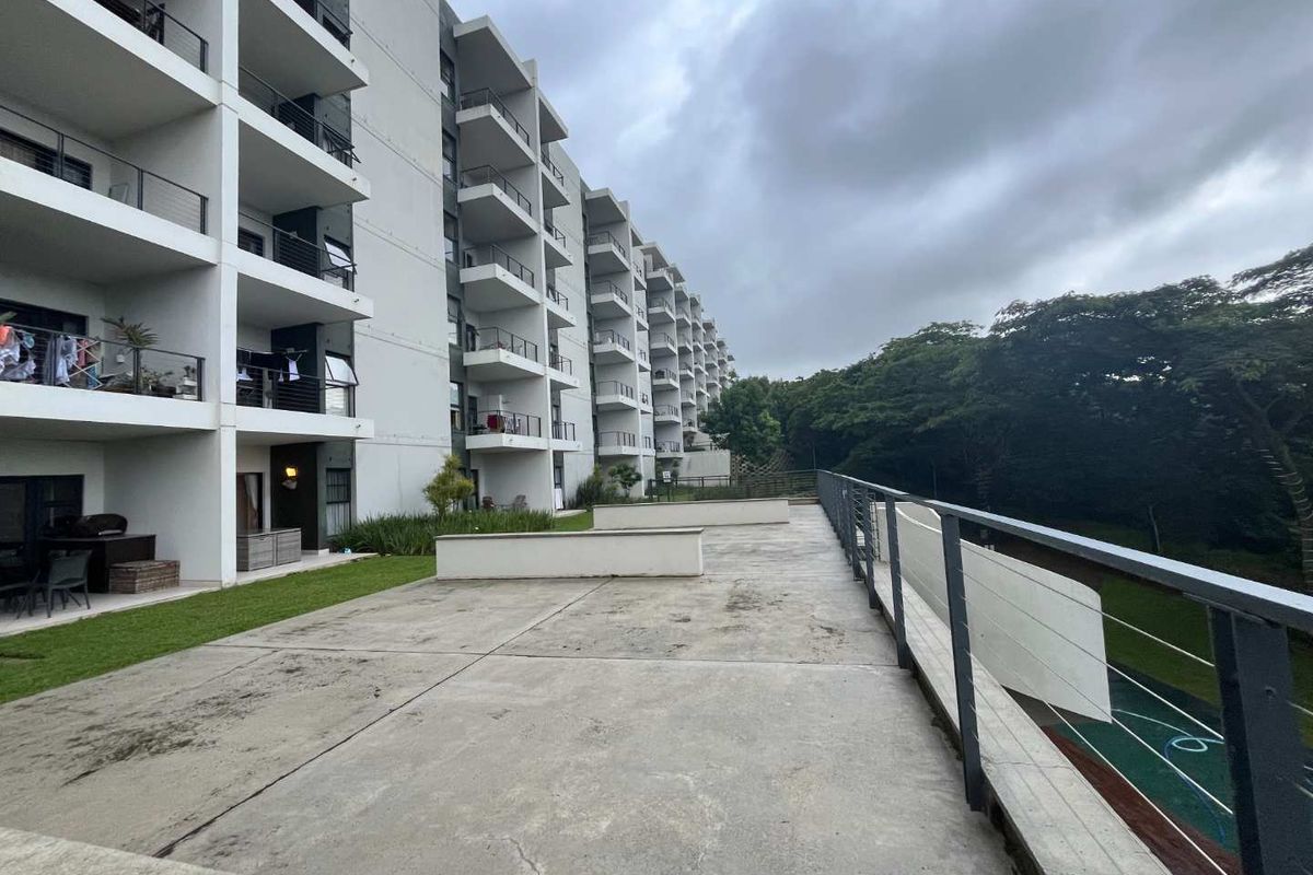 Modern Ground-Floor Apartment for Sale - Photo 2