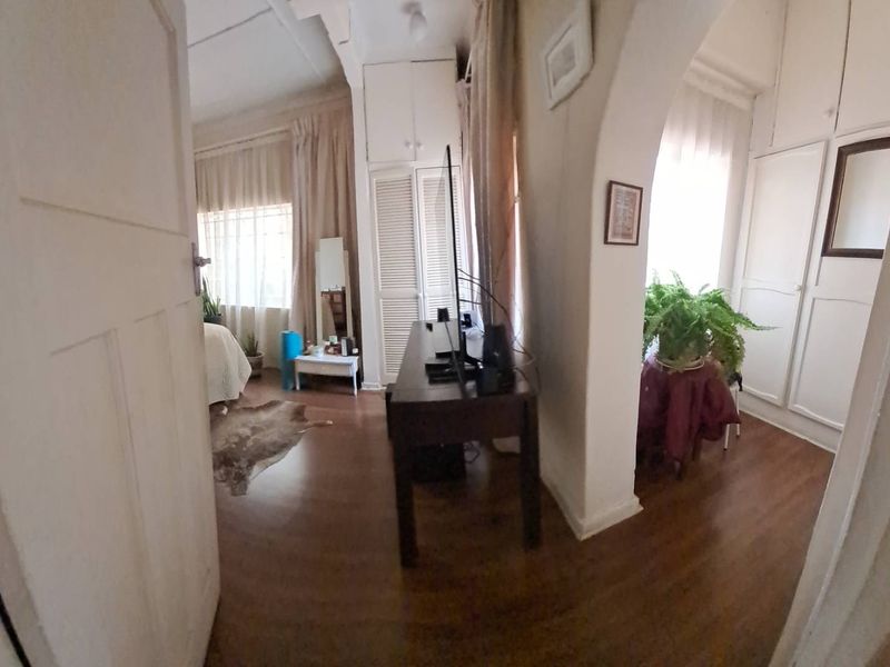 4 Bedroom home with cottage to generate extra income - Photo 3