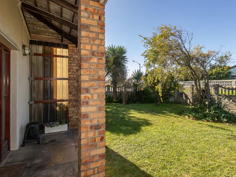 4 Bed Double Storey family home - Photo 4