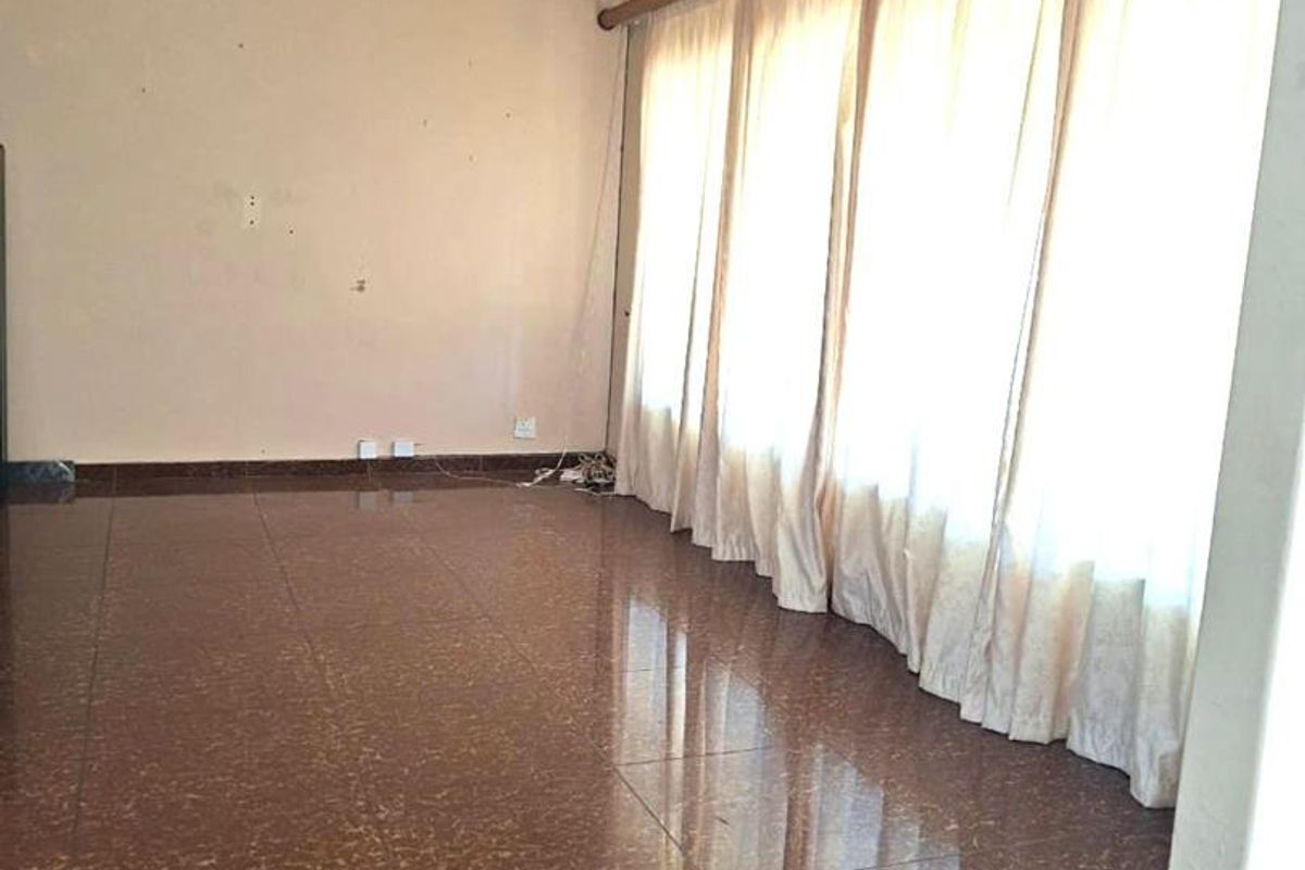 3-Bedroom Pet-Friendly Family Home in Noordsig - Photo 3