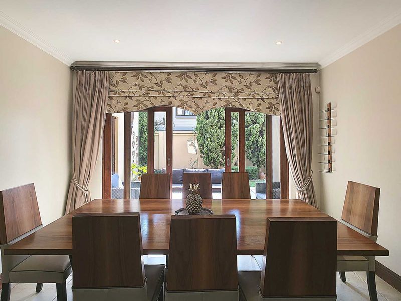 4 Bedroom Executive Sandton Cluster with Furnished Option in Secure boomed off Estate - Photo 10