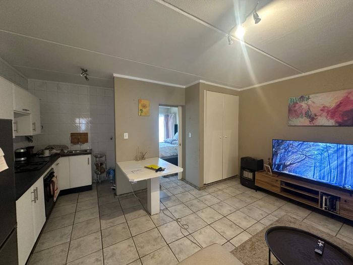 Property #2562541, Apartment Rental Monthly in Morning Hill