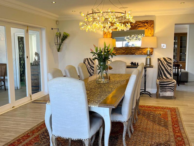 Magnificent Six-Bedroom Family Residence with Sea Views – Durban North - Photo 10