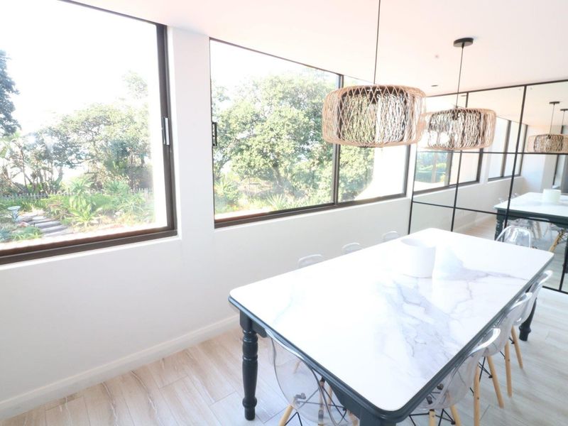 Stunning Newly Renovated Beachfront Oasis with Breathtaking Sea Views! - Photo 7
