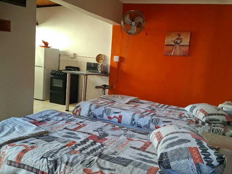 FOR SALE 🏡WELL-ESTABLISHED GUESTHOUSE - Photo 7