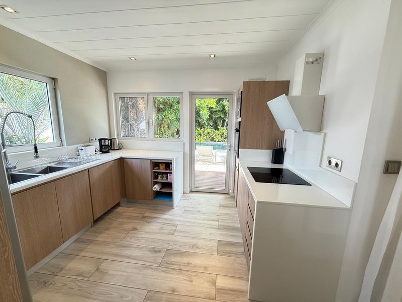 Immediate Luxury Living Solution - Photo 9