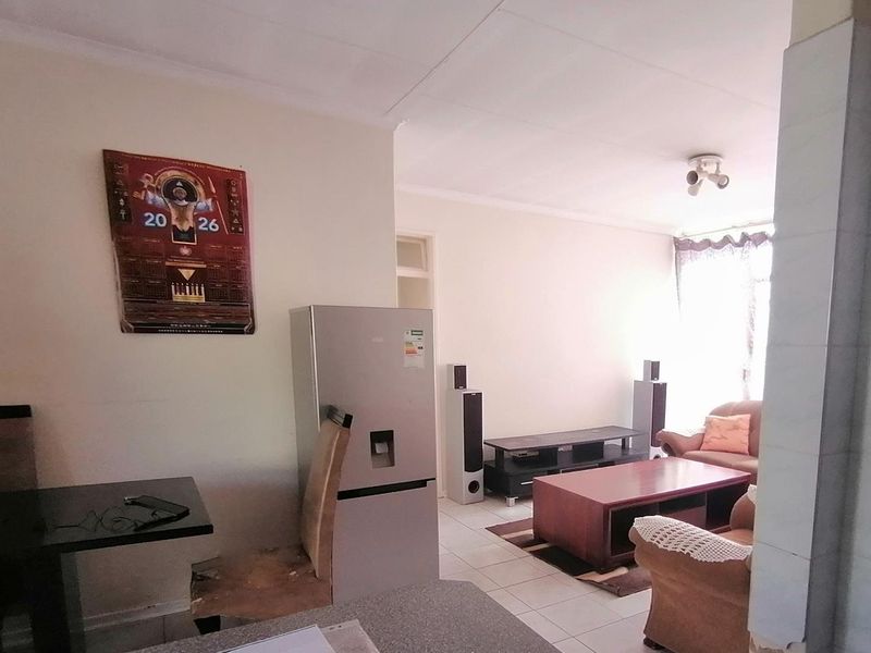 Ideal for first time buyers, young couples and/or a small family. - Photo 5