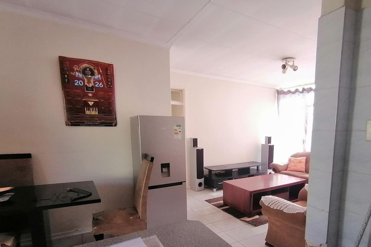 Ideal for first time buyers, young couples and/or a small family. - Photo 5