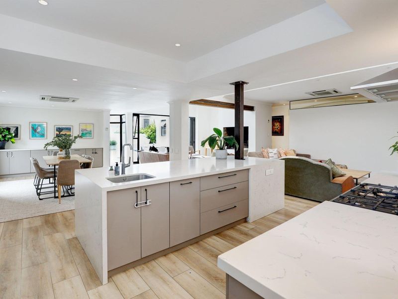 Bright, airy, and thoughtfully modernized with a creative touch. - Photo 6