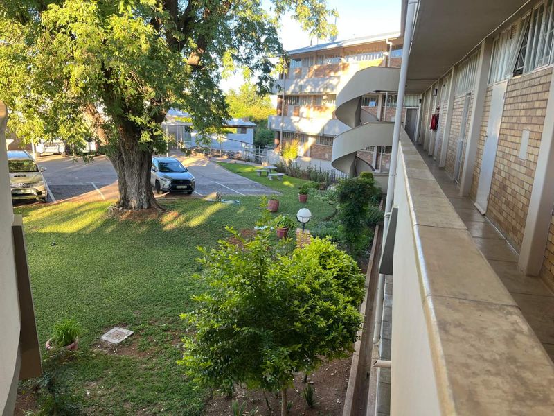 1 Bedroom flat in a safe and tranquil environment - Photo 2