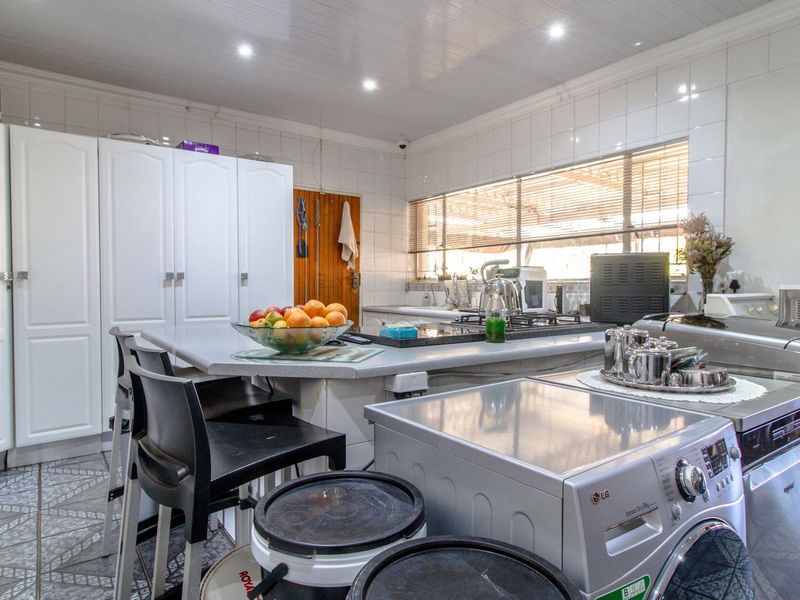 OFF THE GRID PROPERTY FOR SALE - NEGOTIABLE - Photo 2