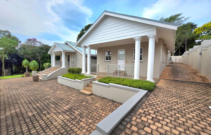 Turnkey Luxury Living in Kloof’s Prestigious Blue Zone