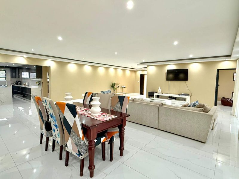 Luxury Family Home in Sakabula Estate - Photo 2