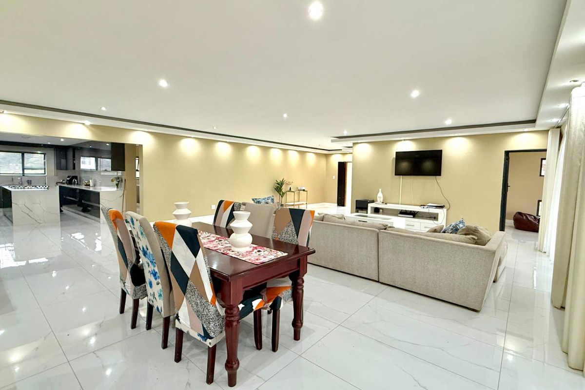 Luxury Family Home in Sakabula Estate - Photo 2