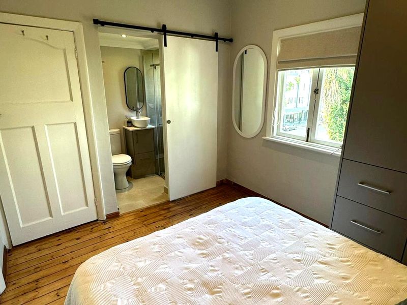 Top Floor Corner Apartment in Sea Point - Photo 7