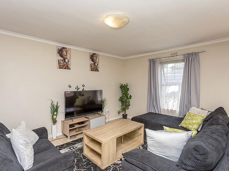 Estate Living Made Easy in Parklands - Photo 5