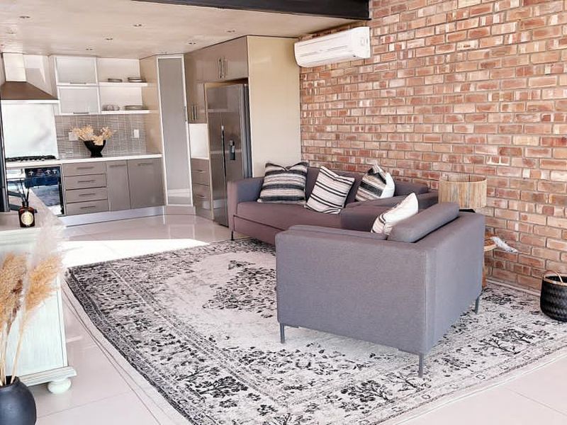 TO LET FURNISHED AVIS LOFT IN AVIS - Photo 2