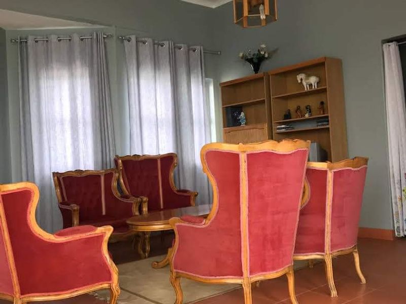 Beautiful 4Bedroom Townhouse For Sale - Photo 6