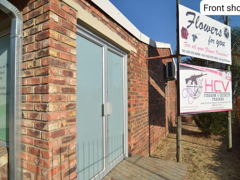 Multi-Income Commercial Property for Sale in Newcastle. - Photo 4