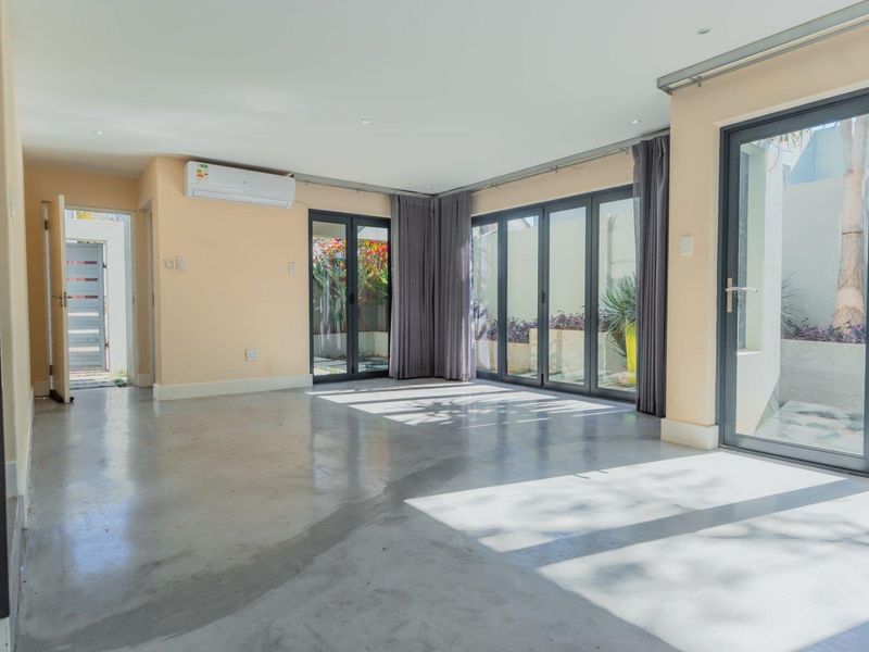 Modern, 3 Bedroom, 3.5 Bath - Photo 5