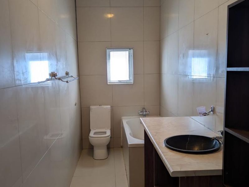 Five Bedroom House For Sale in Academia - Photo 5
