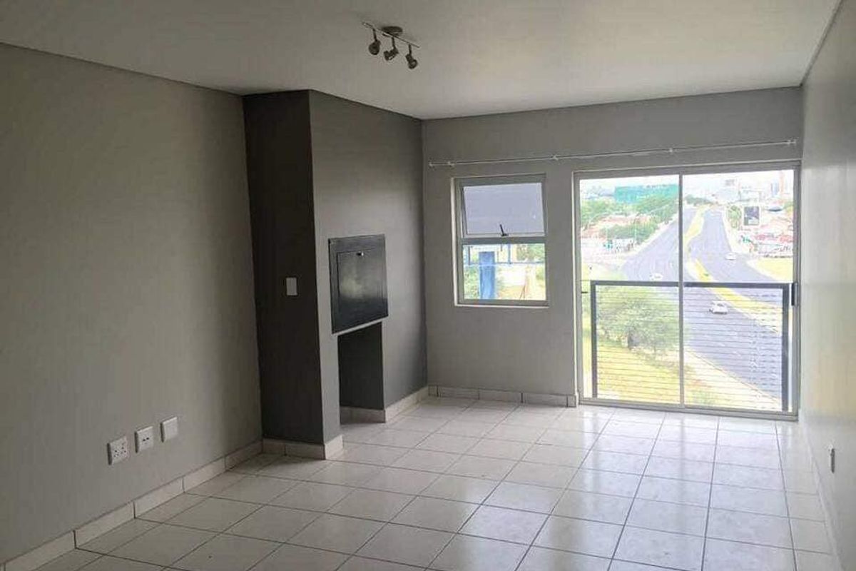 Your Dream Home Awaits in Windhoek North! - Photo 3